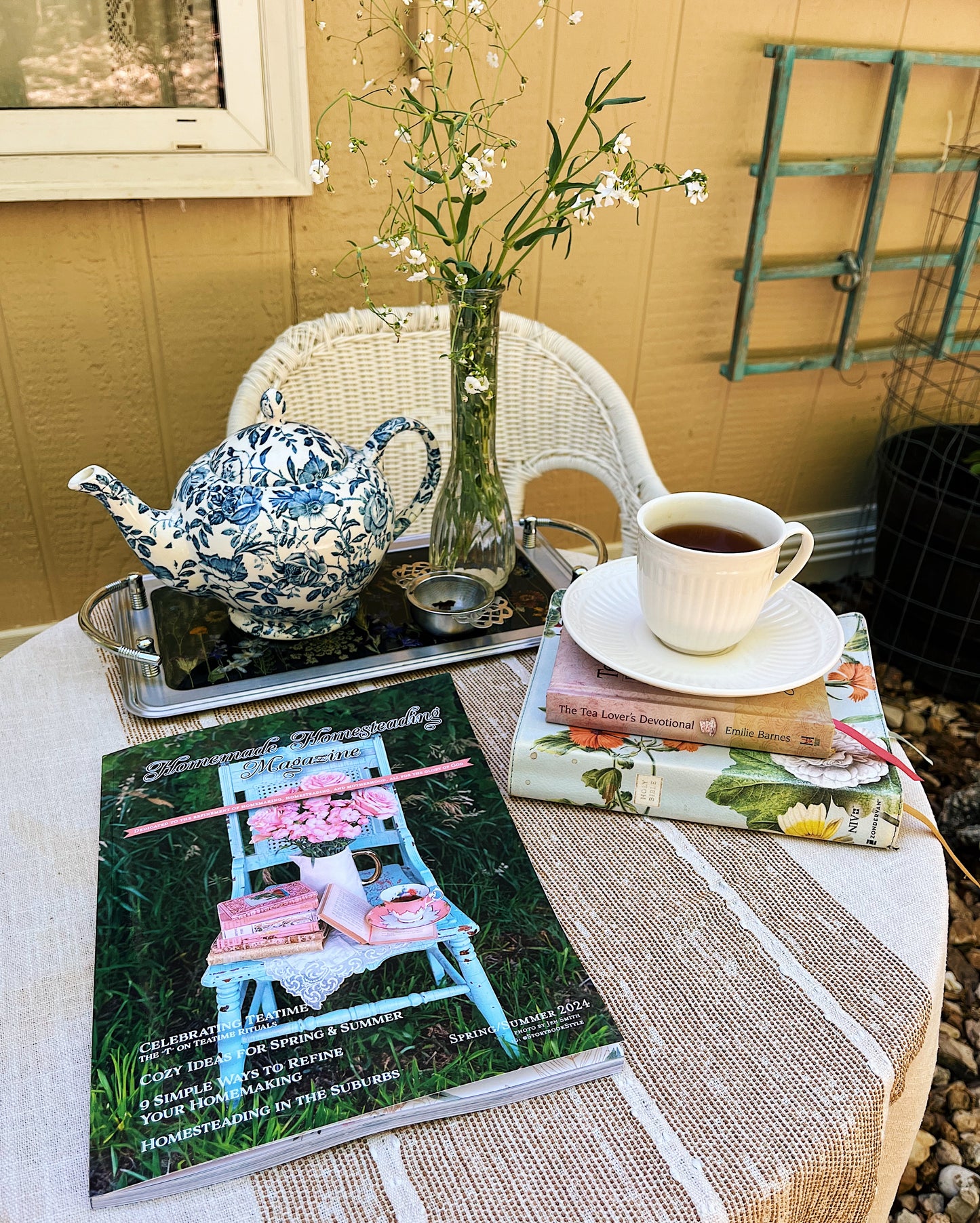 Homemade Homesteading Magazine - Spring/Summer 2024 Edition